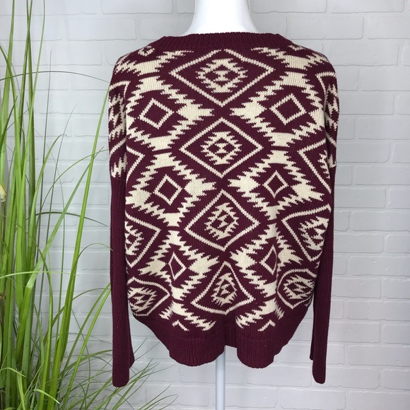 Aztec sweater - Picture 2 of 5